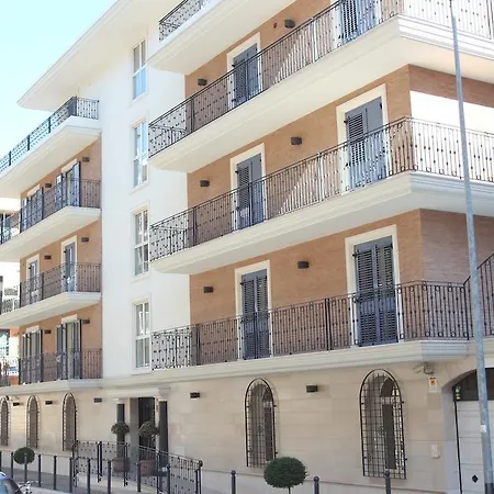 Le Residenze Di Via Lo Re Фоджиа